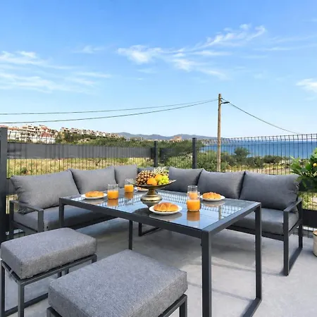 Diora Luxury Seafront Apartment - Panoramic Sea View