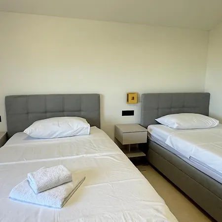 Diora Luxury Seafront Apartment - Panoramic Sea View *