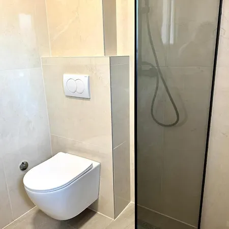Diora Luxe Top-floor Seafront With Jacuzzi & Panoramic Sea View 斯普利特